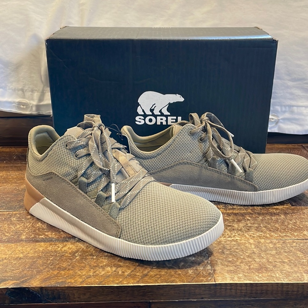 Soel Women’s Out and About Plus III suede waterproof sneaker